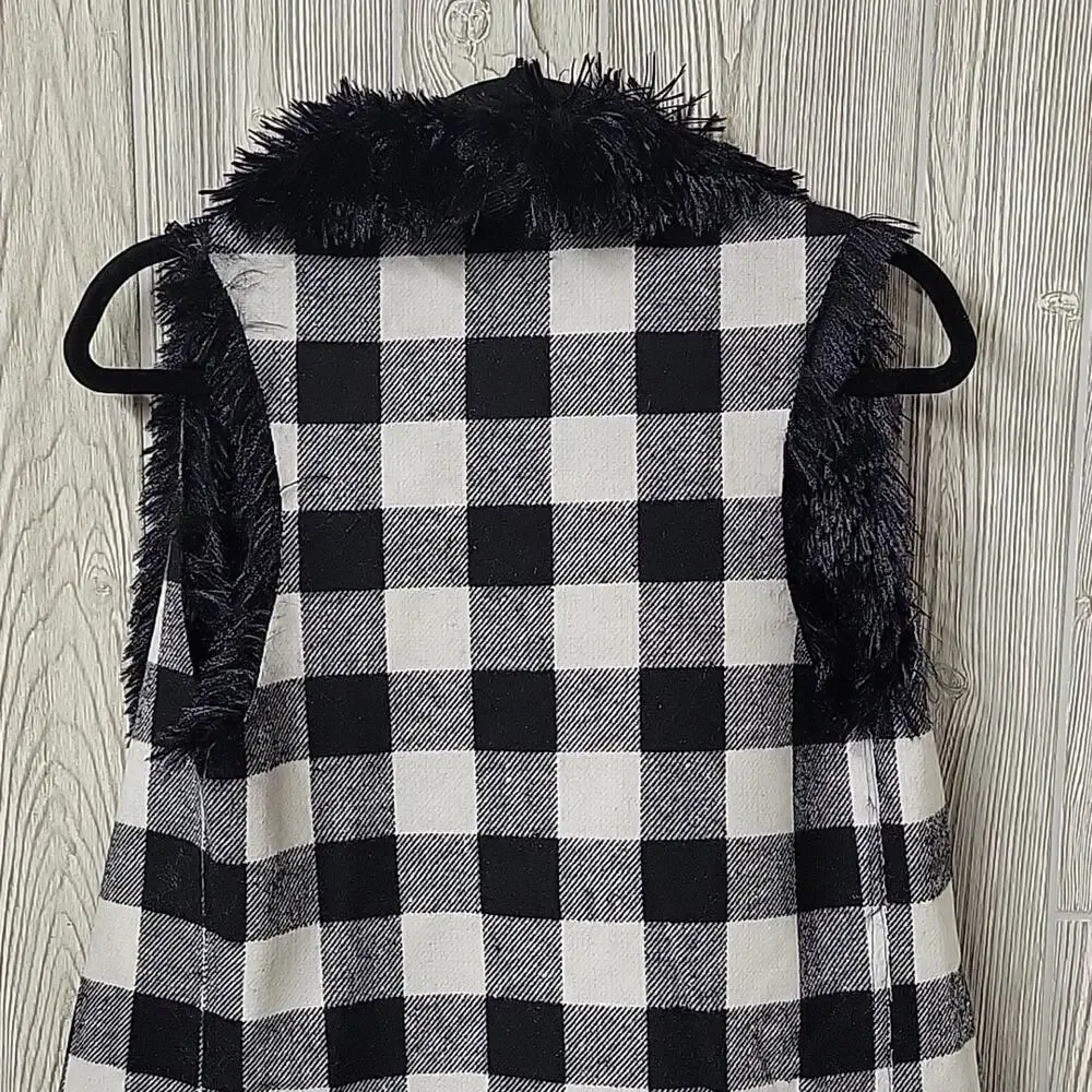 Steve Madden Reversible Faux Fur Black White Checkered Vest Womens Medium NWT